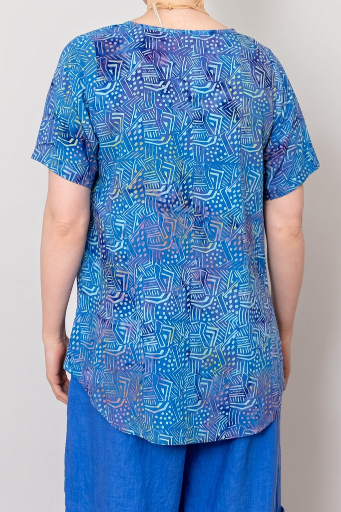 Batik T-Shirt - Wardrobe Style - The Wardrobe