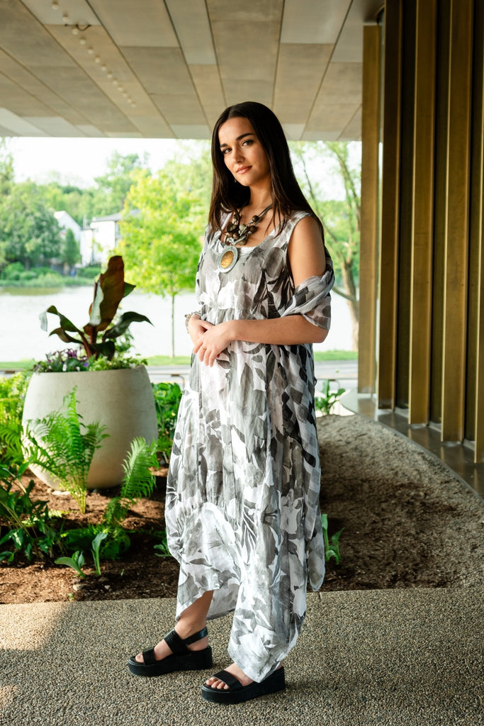 Carla Linen Dress - Linen Luv - The Wardrobe
