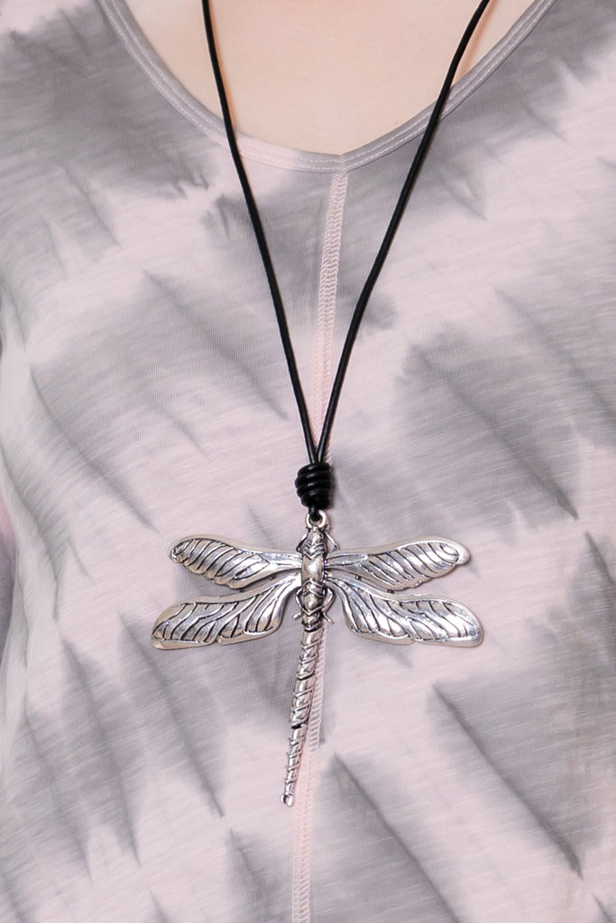 Deluxe Dragonfly Necklace - The Wardrobe - The Wardrobe