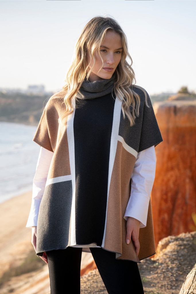 Kenna Cape (One - Size) - Marble - The Wardrobe