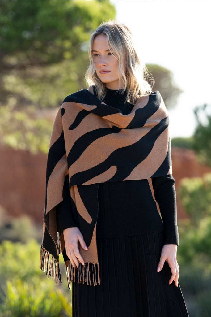 Meave Shawl - Marble - The Wardrobe