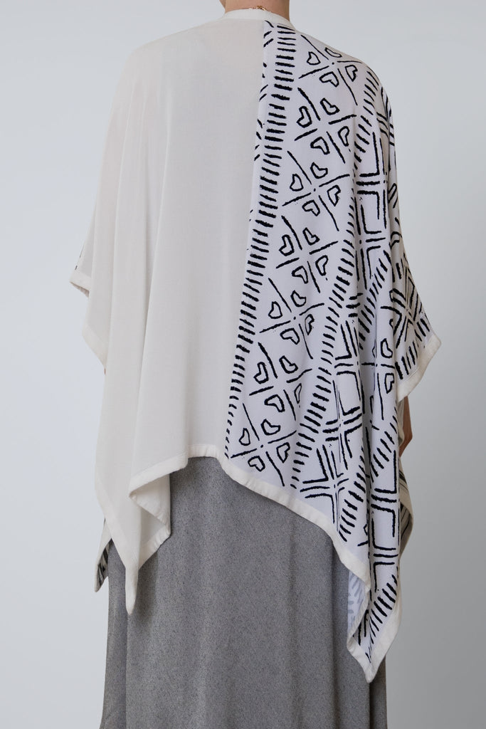 Printed Ruana - White - Dairi - The Wardrobe