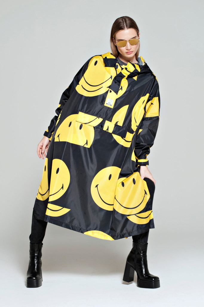 Rain Poncho - All Smiles - Rainkiss - The Wardrobe