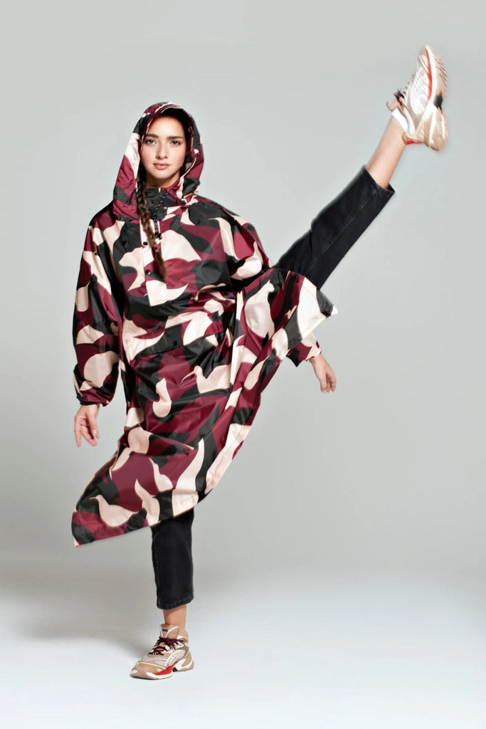 Rain Poncho - Malika Favre Bordeaux - Rainkiss - The Wardrobe