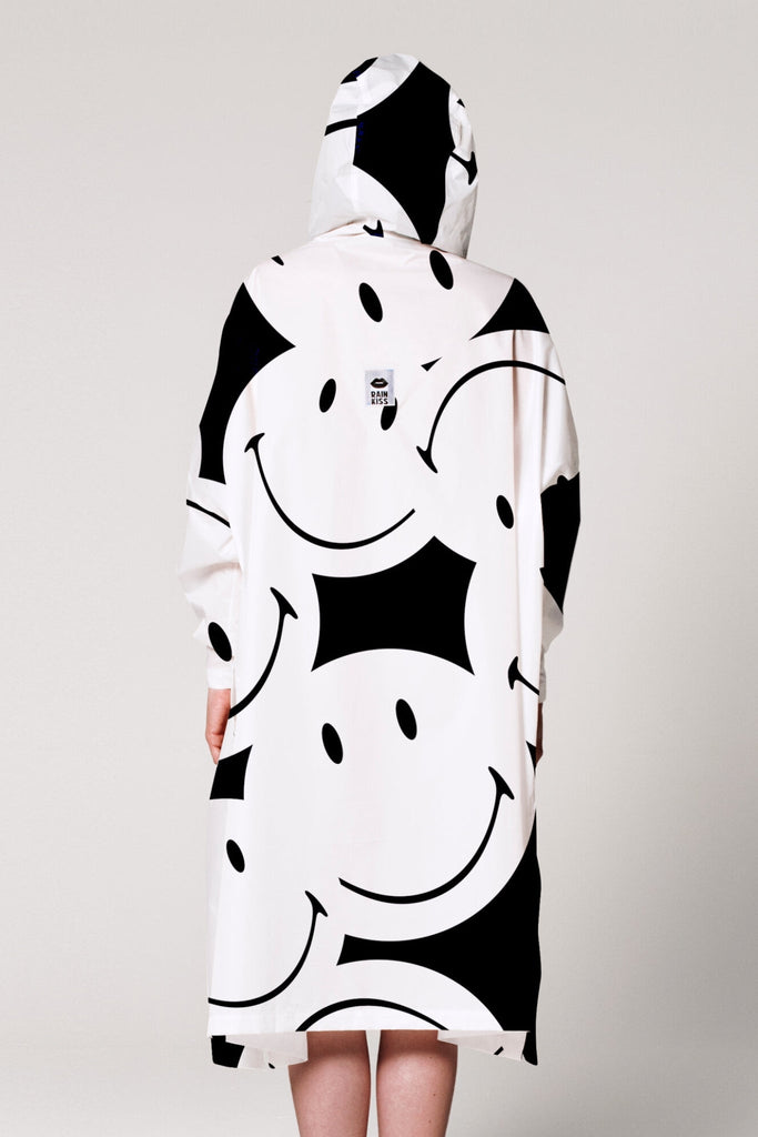 Rain Poncho - White Smiley - Rainkiss - The Wardrobe