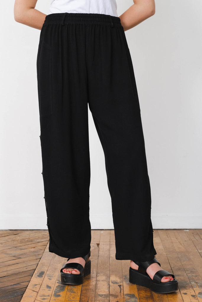 Crop Pant - Black - Dairi - The Wardrobe