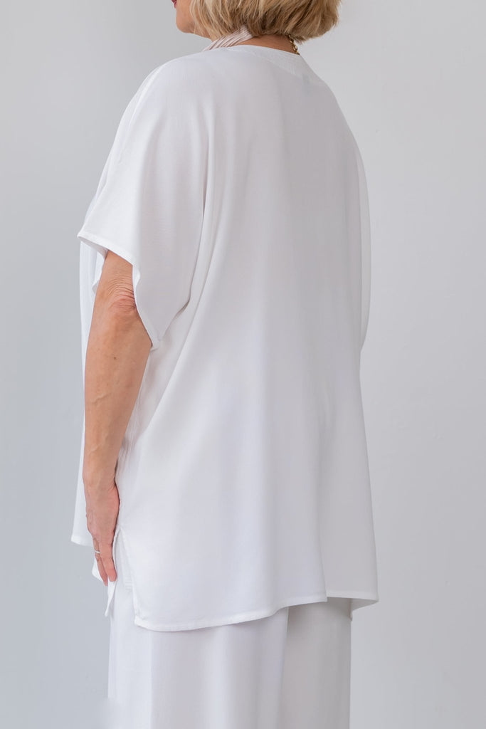 V-Neck Top - White - Dairi - The Wardrobe